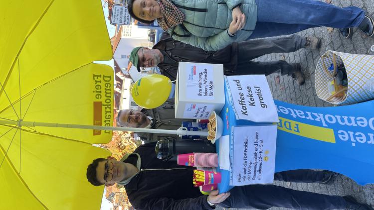 Wochenmarktstand der FDP Mölln
